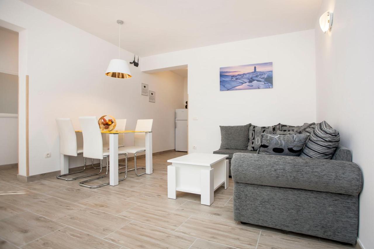 Apartment Dragica *